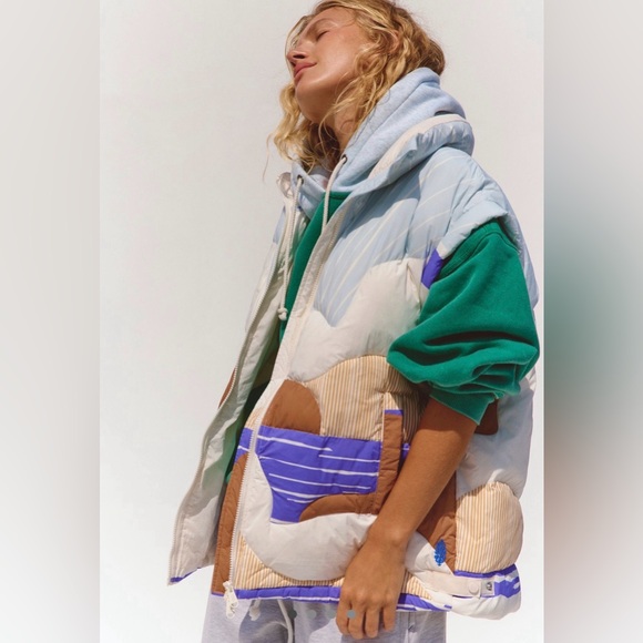 Free People In a Bubble Vest - Picture 2 of 5